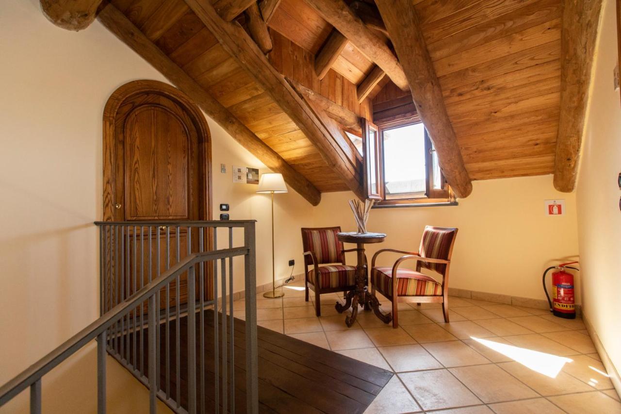 Palazzo Lauritano 3*
